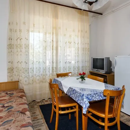 Jelica Apartment *